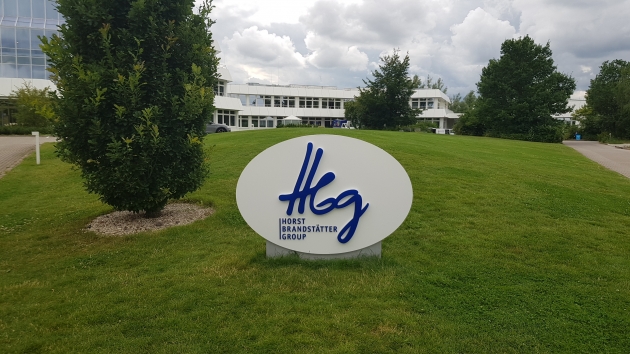 Playmobil-Hersteller beteiligt sich an Kinderkopfhörer-Anbieter - Die Firmenzentrale der Horst Brandstätter Group in Zirndorf - Quelle: HBG